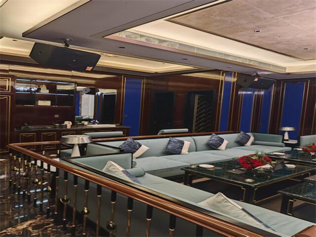 天津YoloLiveHouse夜总会KTV急招礼仪模特,高薪等你来加入